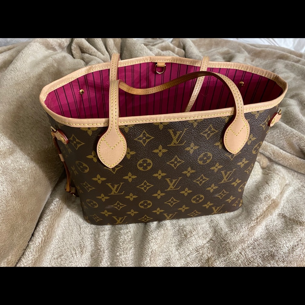 Louis Vuitton Neverfull PM